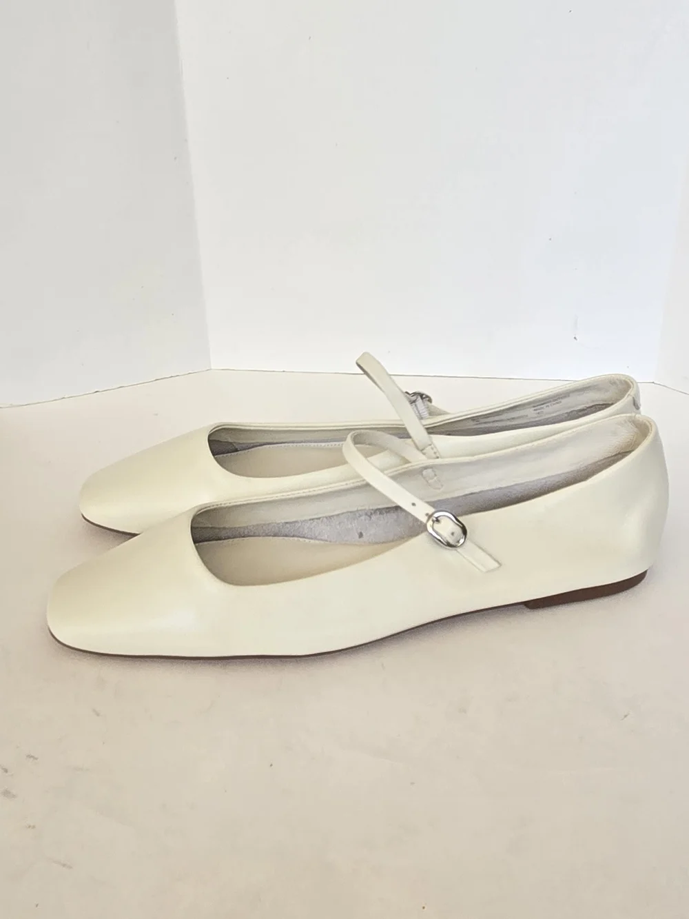 Steve Madden Ivory Square-Toe Mary Jane Leather Flats